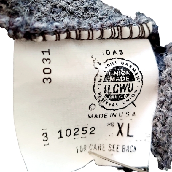 VINTAGE Robert Bruce Cardigan Sweater Vest Wool XL Gray Union Made USA Pockets - Picture 8 of 12